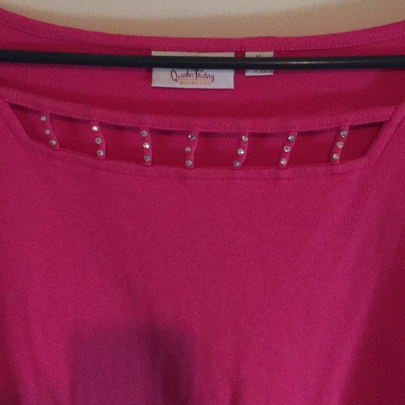 Blouse - Picture 2 of 3